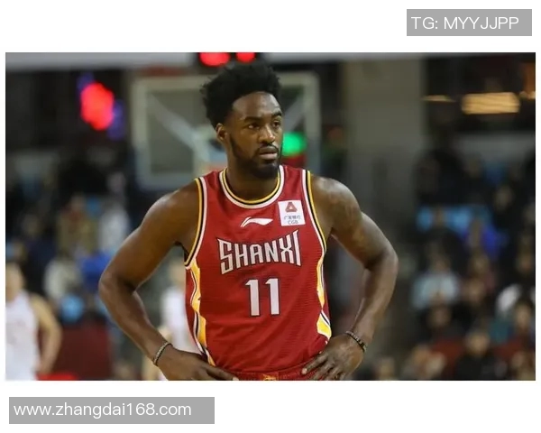 卡隆在深圳新鹏城大放异彩助力球队取得重要胜利 卡隆在深圳新鹏城大放异彩助力球队取得重要胜利