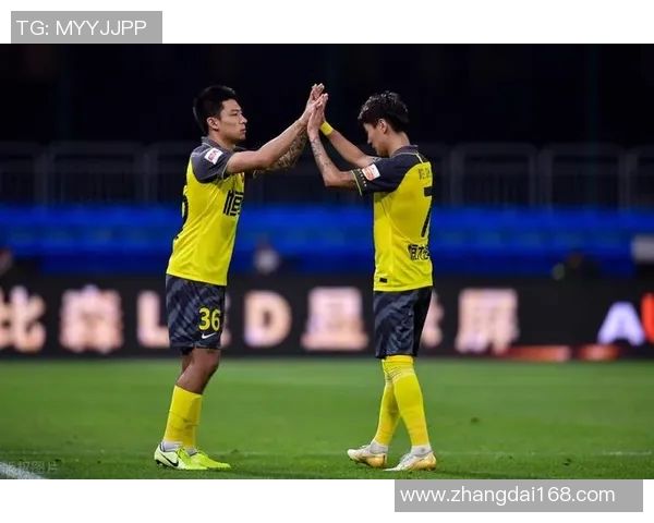 福布斯与上海海港续约成功共同开启新篇章助力球队发展 福布斯与上海海港续约成功共同开启新篇章助力球队发展